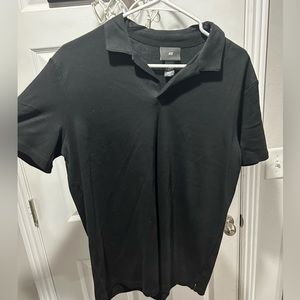 H&M Men’s Black Polo shirt. Size Medium